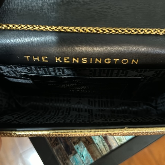 Kurt Geiger London Extra Mini Kensington Quilted Leather Wallet on a Chain - Picture 17 of 17